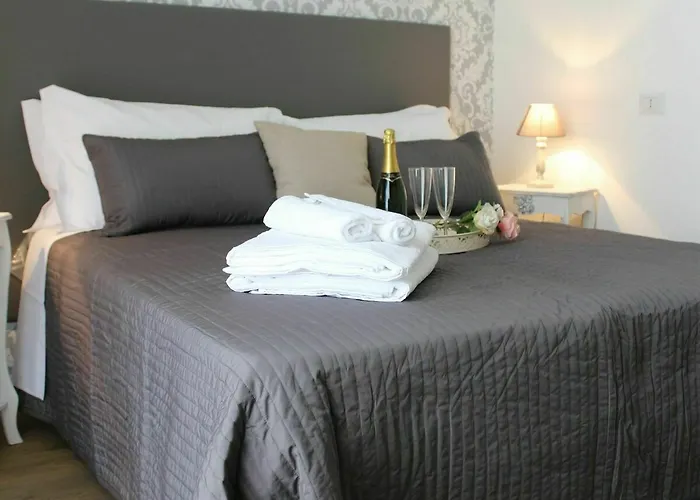 Castel Sant'angelo 2* Rome